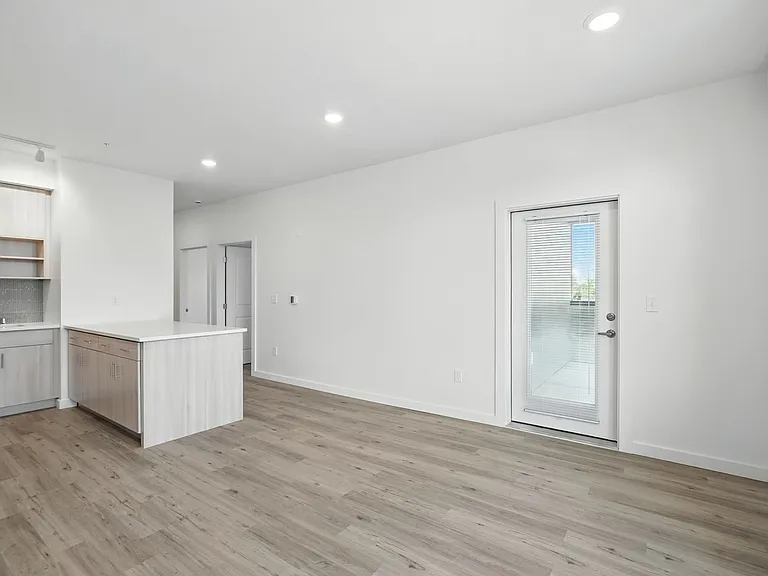 District Lofts at Garland — Photo 81