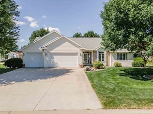 W6036 Strawflower Dr, APPLETON, WI 54915