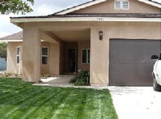 7933 Vanalden Ave, Reseda, CA 91335