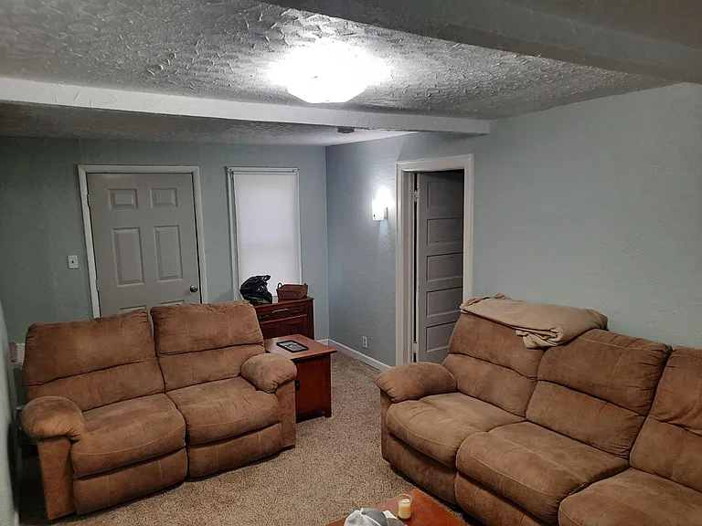 319 Goodell Ave — Photo 10