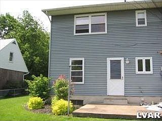 4th image of 1614 Easton Ave