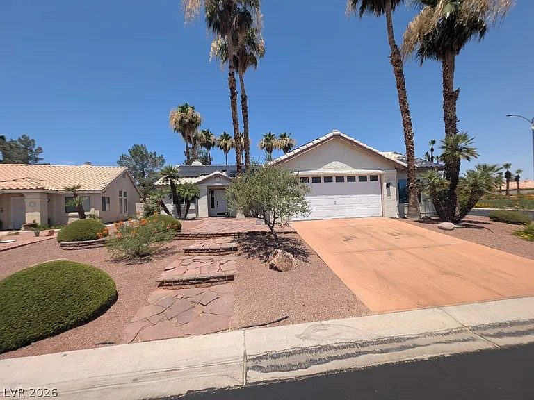 4839 Lames Dr — Photo 2