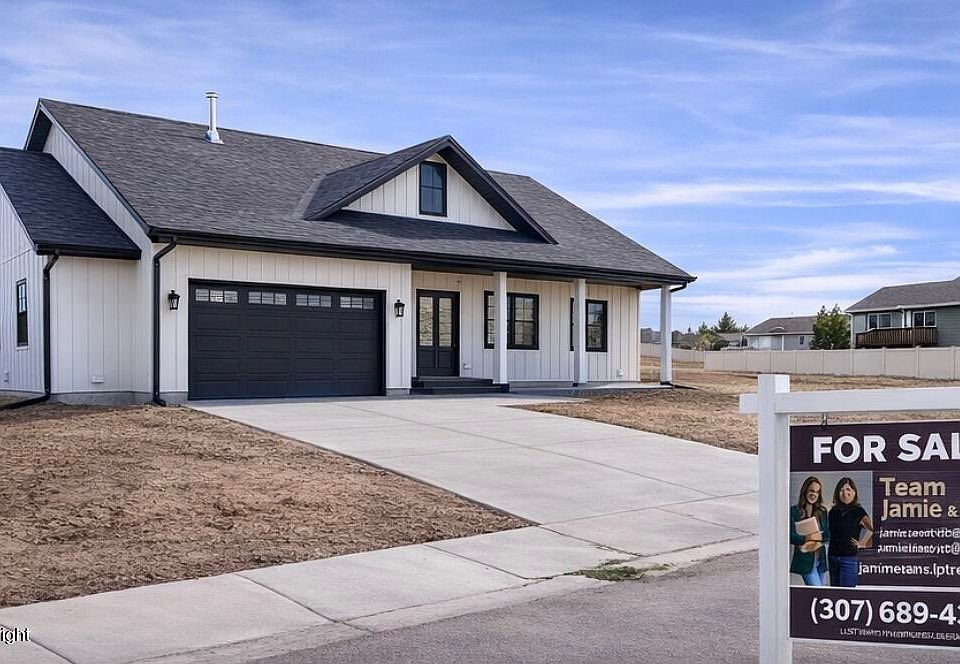 2nd image of 301 Villa Way