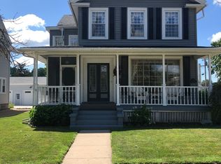 323 E Main St, Amboy, IL 61310