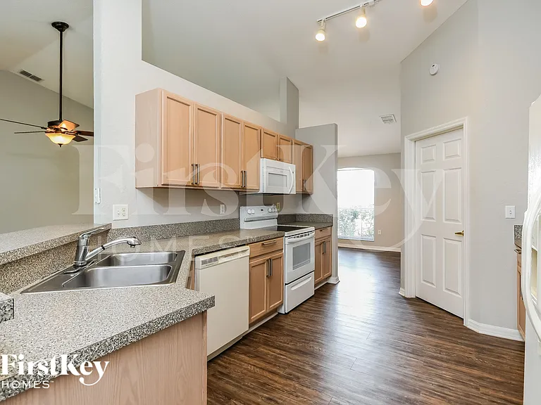 316 Drum Ln — Photo 7