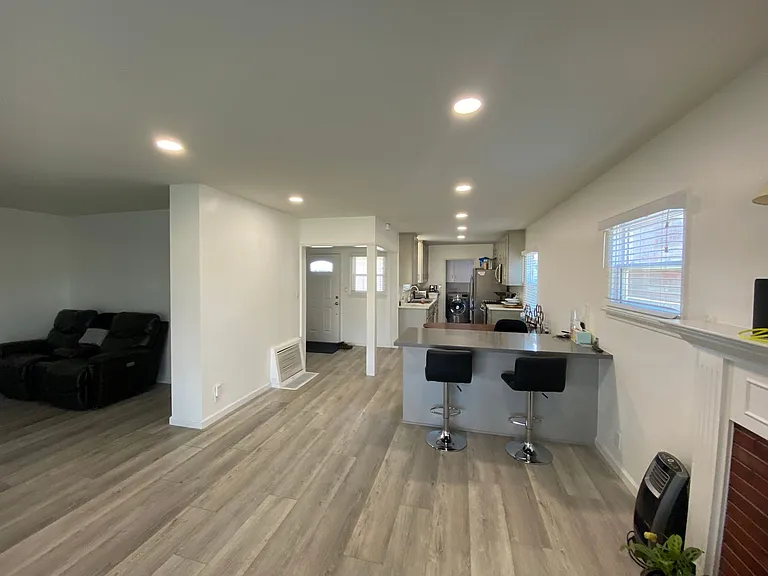 432 Washington St — Photo 5