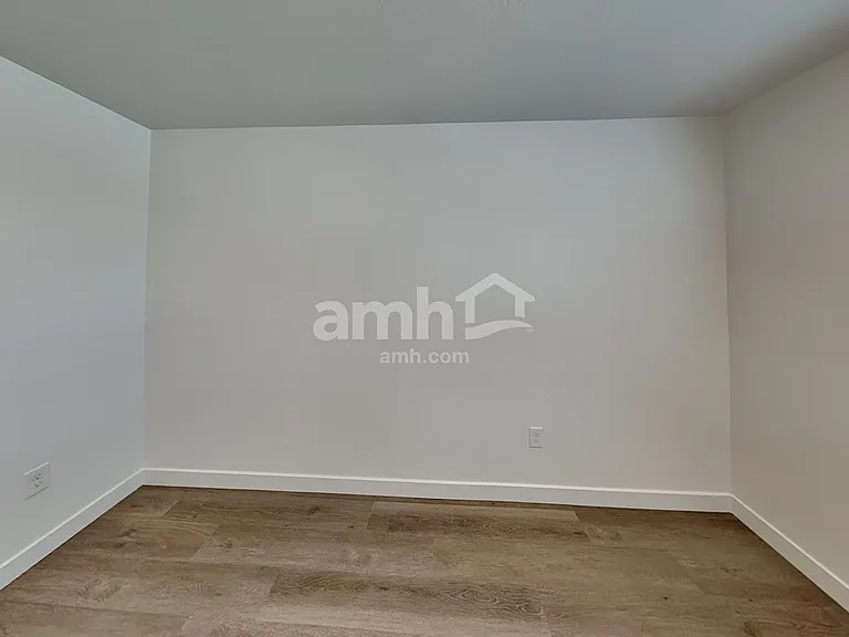 12638 W Flynn Ln — Photo 16