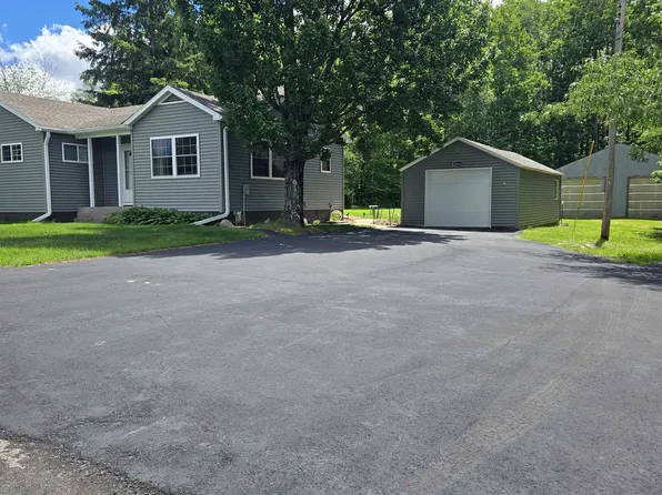 10614 King Rd, Orr, MN 55771