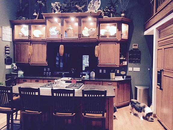 2nd image of 12475 Lakeview Dr