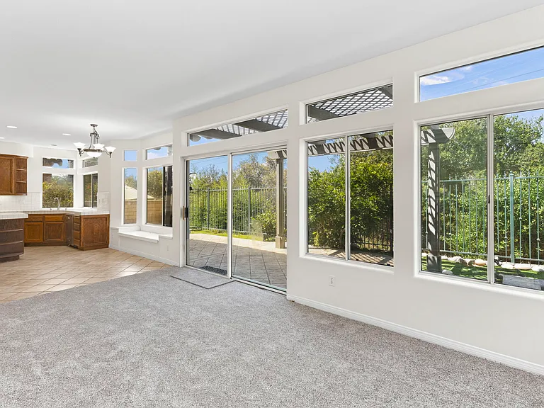 1716 Blackbird Cir — Photo 9