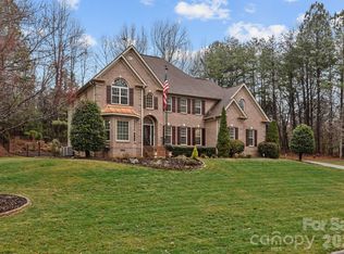 7717 Cottonwood Dr, Denver, NC 28037