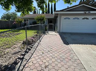 8111 Calais Ct, Stockton, CA 95210