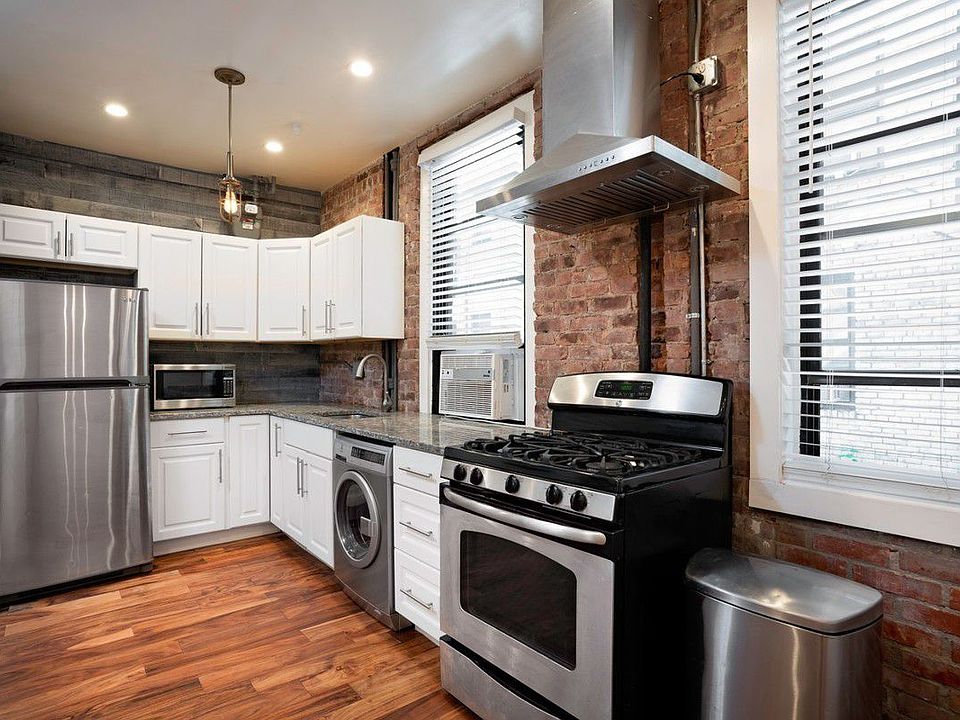 1st image of 2168 35th St APT 1B