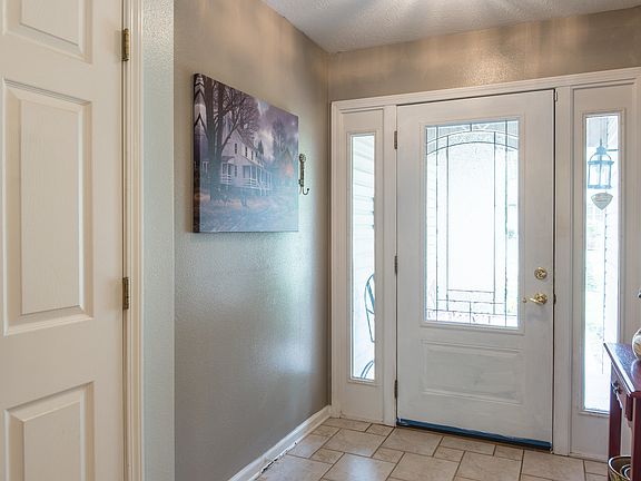2nd image of 556 Snead Dr