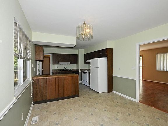 4th image of 5602 Hillside Ave