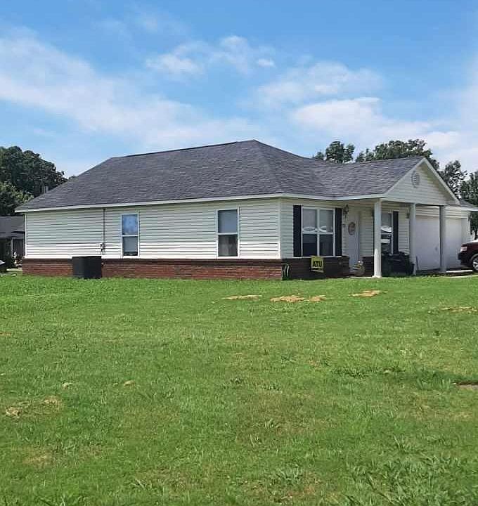 1st image of 13 Cypress Ave