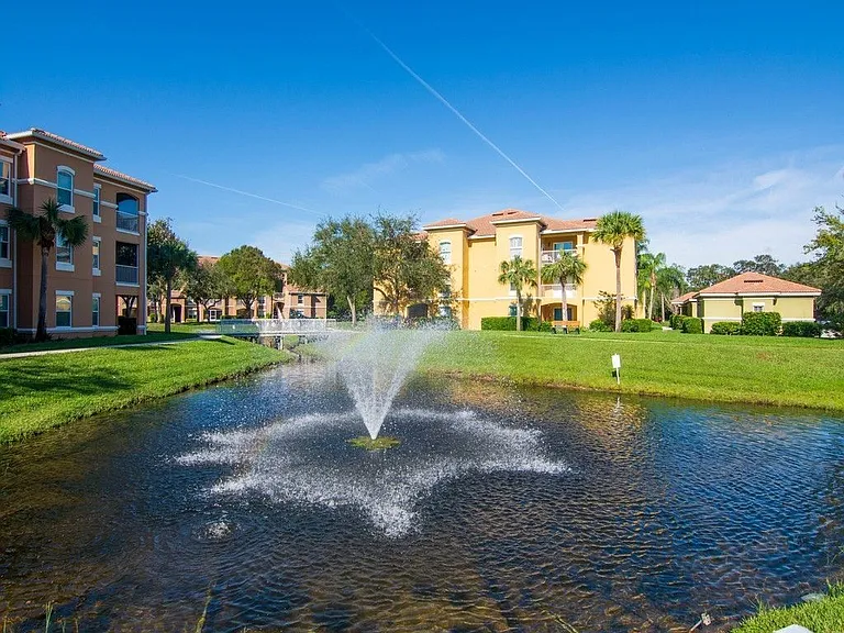 5035 Fairways Cir #C305 — Photo 15