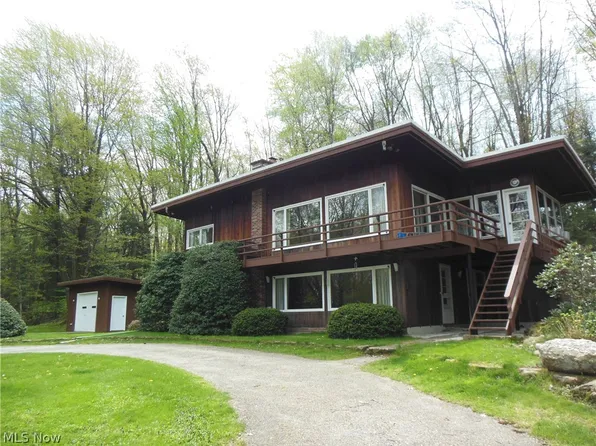 6321 Madison Rd, Thompson, OH 44086