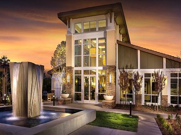 FREE USE PUBLIC AMENITIES SUCH AS POOL AND GYM, BASKETBALL A
