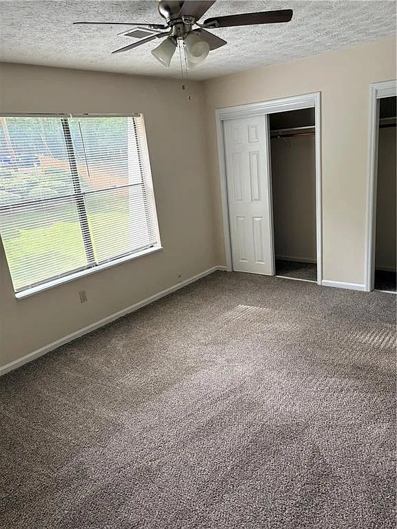 165 Hunters Ln — Photo 4