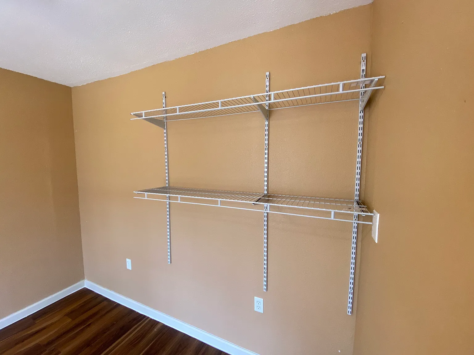 1 bed, $550 — Photo 4