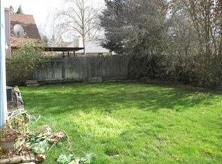 5020 Laguna Park Dr, Elk Grove, CA 95758