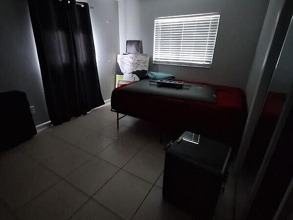 3rd image of 1020 Tortugas Avenue