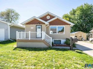 521 S Holly Ave, Sioux Falls, SD 57104