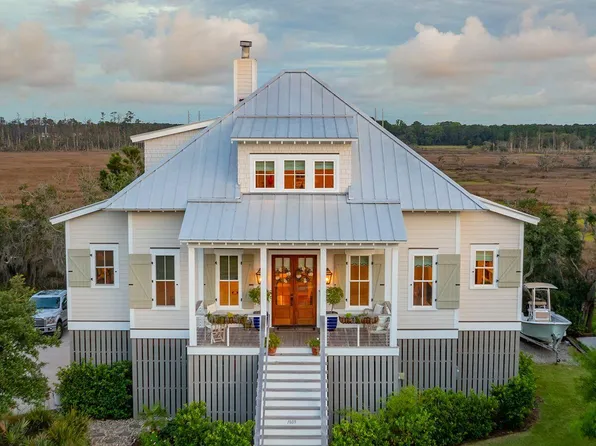 1809 Rushland Grove Ln, Johns Island, SC 29455