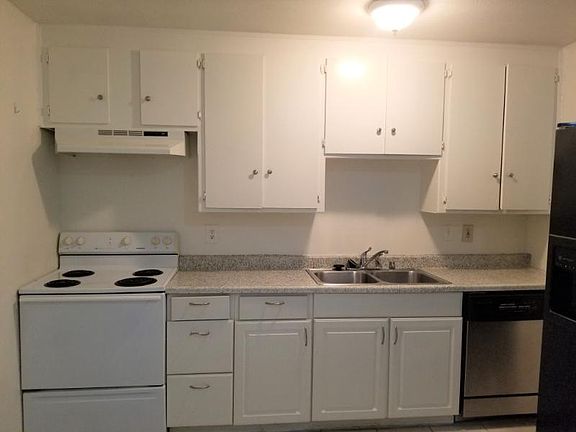 5th image of 2116 10th St #1