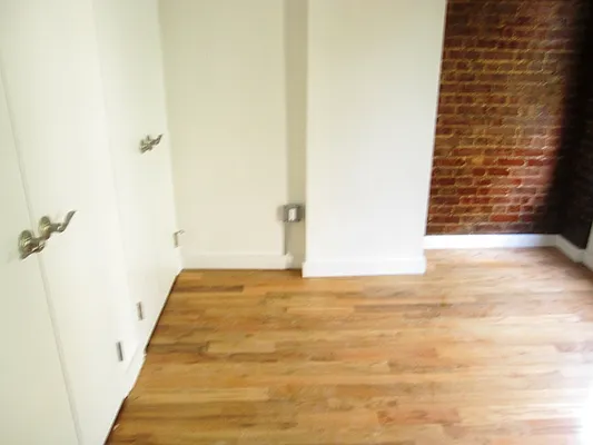 Rented by Sky Management | media 63