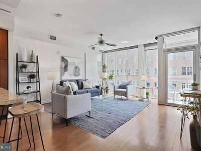 1025 1st St SE APT 809, Washington, DC, 20003