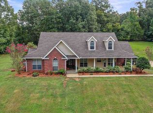 1319 Olivia Ln, Terry, MS 39170