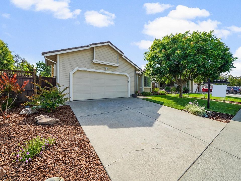 1st image of 707 Greenhaven Drive