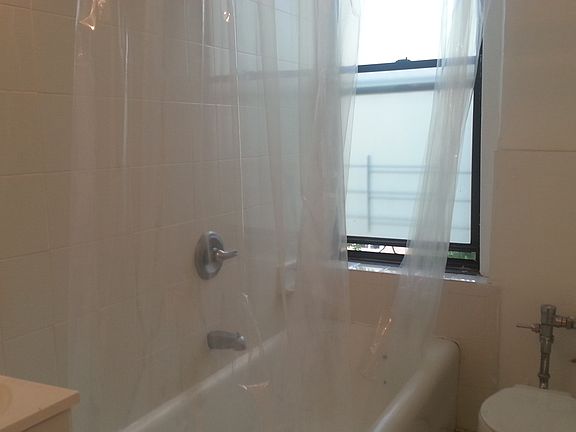 5th image of 2530 Ocean Ave APT 3D