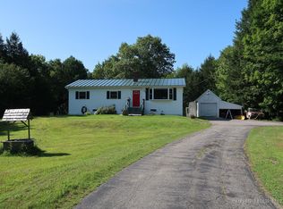 107 Hallowell Rd, Chelsea, ME 04330