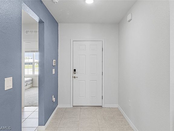 3rd image of 408 NW 1st Ter