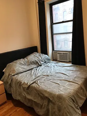 Rented by Chartwell Manhattan Realty | media 18