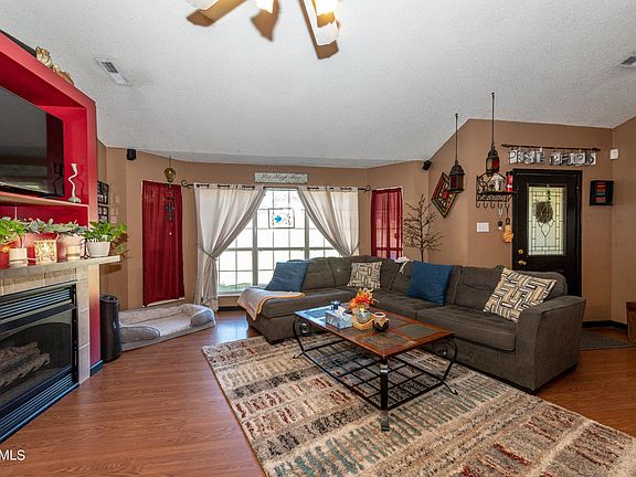 3rd image of 4325 Ingrid Dr