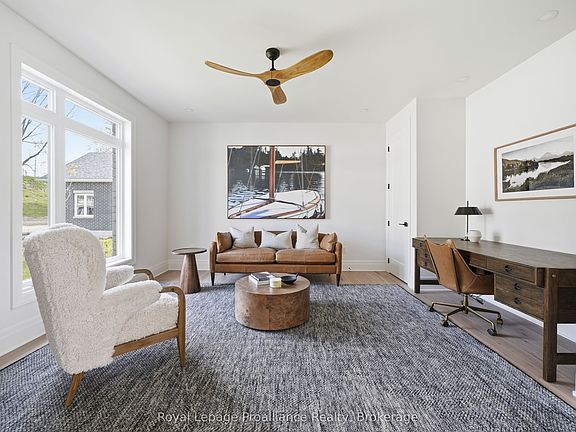 5th image of 107 Villeneuve Dr