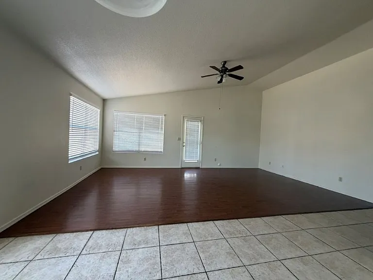 15435 S 44th Way — Photo 8