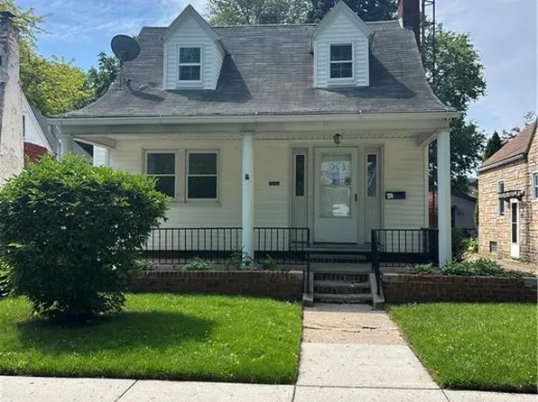 1041 Clymena St, Toledo, OH 43612