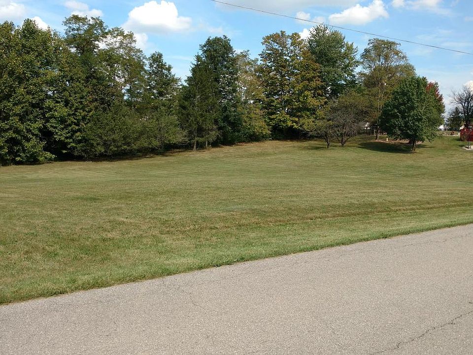 2nd image of 5200 Brust Dr