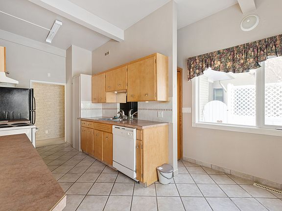 4th image of 1704 48th Ave SW