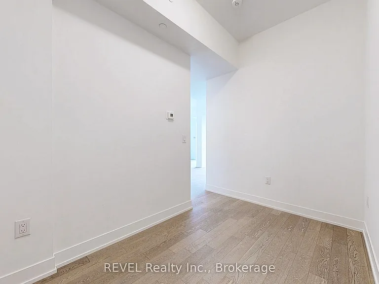 1063 Douglas McCurdy Cmn #602 — Photo 19