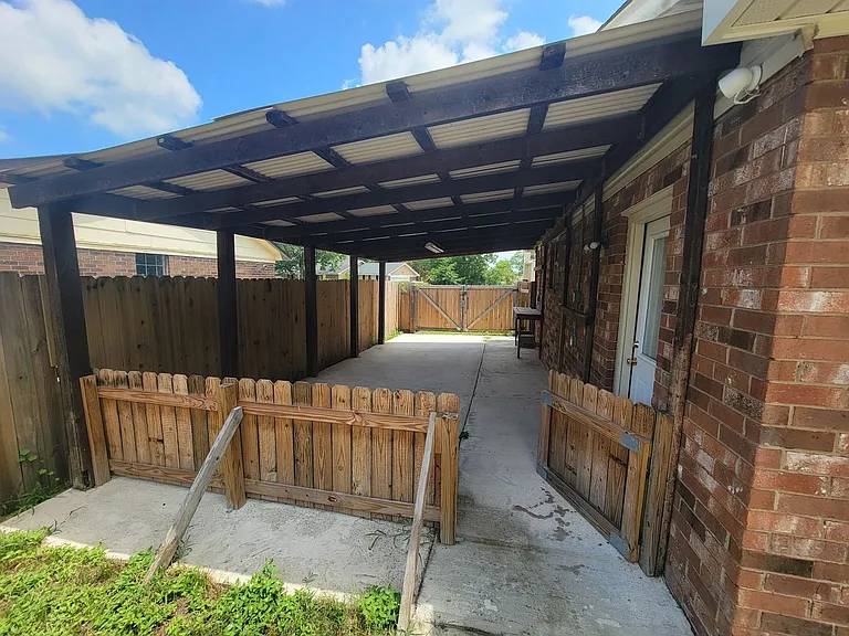 3737 Woodcock Dr — Photo 25