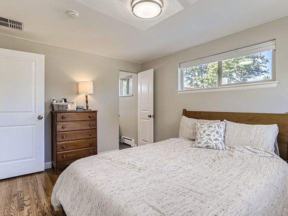 Main bedroom with ensuite bathroom