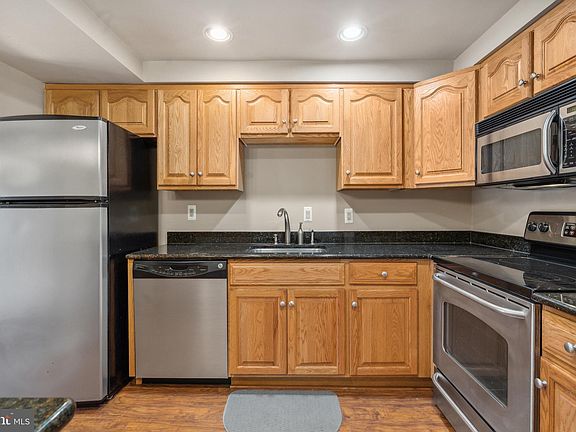 5th image of 7640 Tremayne Pl APT 112