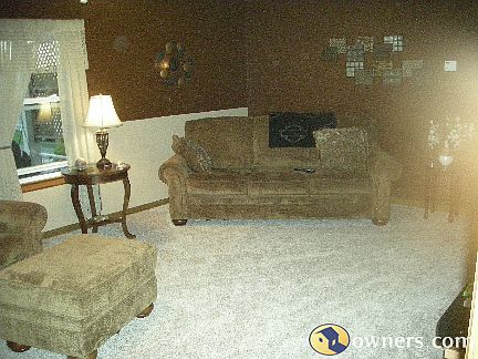 LARGE LIVING ROOM NEW CARPET