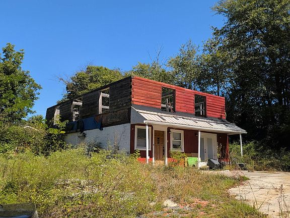 3rd image of 254 Harvest St